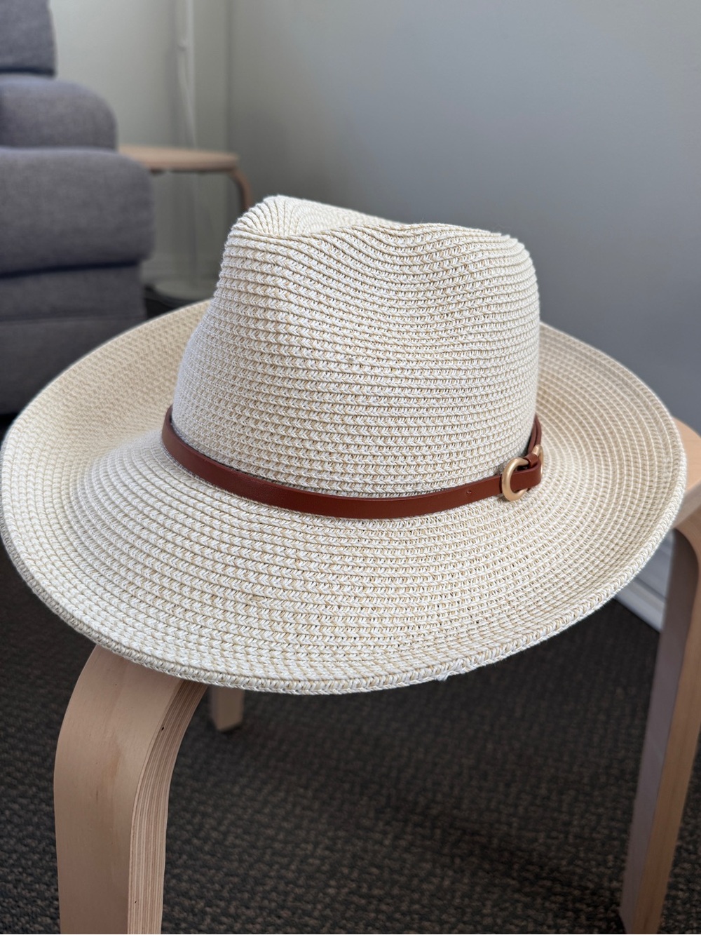 Lucky Brand Cream Straw Fedora Hat with Brown Leather Band